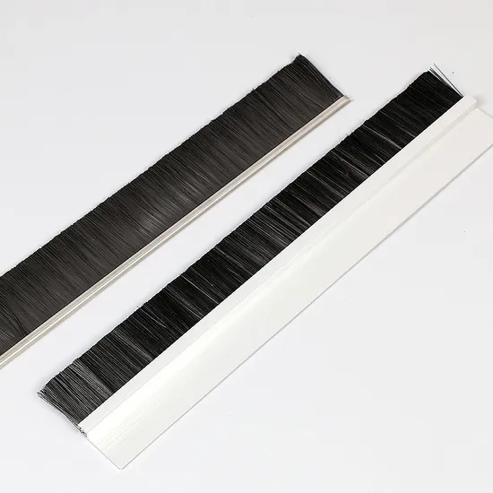 Brosse à bande d'étanchéité en crin de cheval pour bas de porte industrielle, avec Base de cadre en aluminium