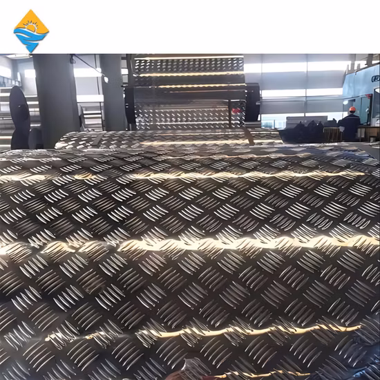 Plaques à damier en aluminium noir découpées sur mesure pour tapis de sol de voiture